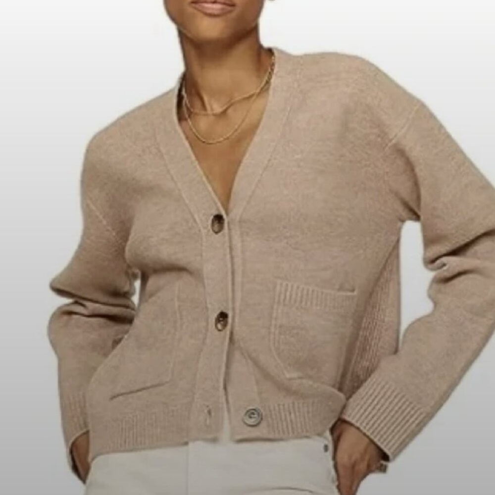 Vintage Beige Women's Cardigan